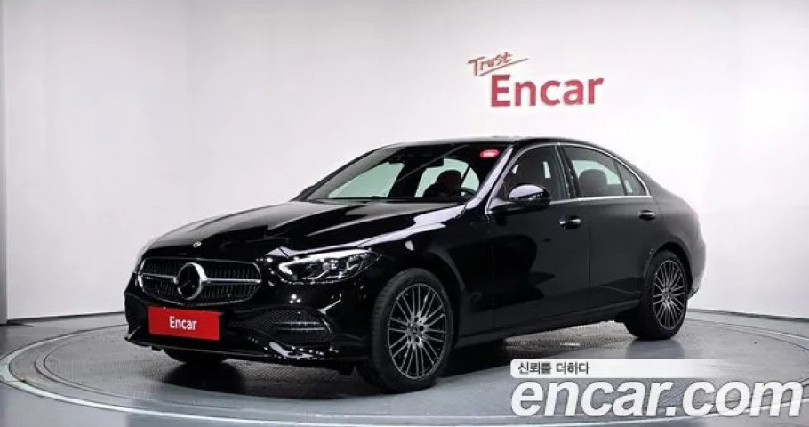 Mercedes-Benz C-Class 