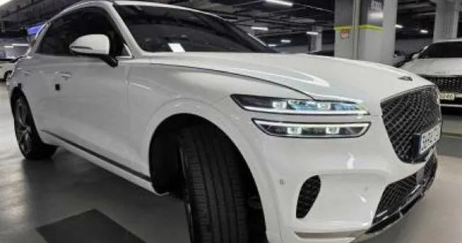 Genesis Gv70 