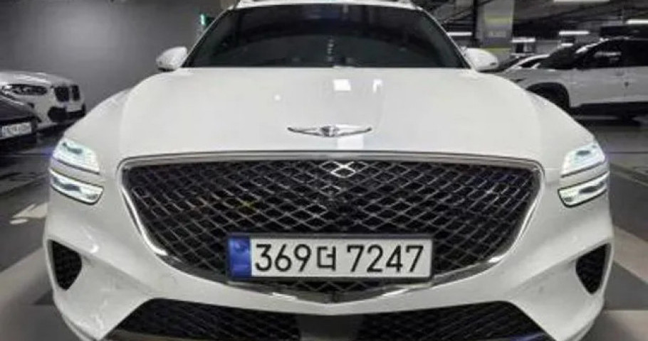 Genesis Gv70 