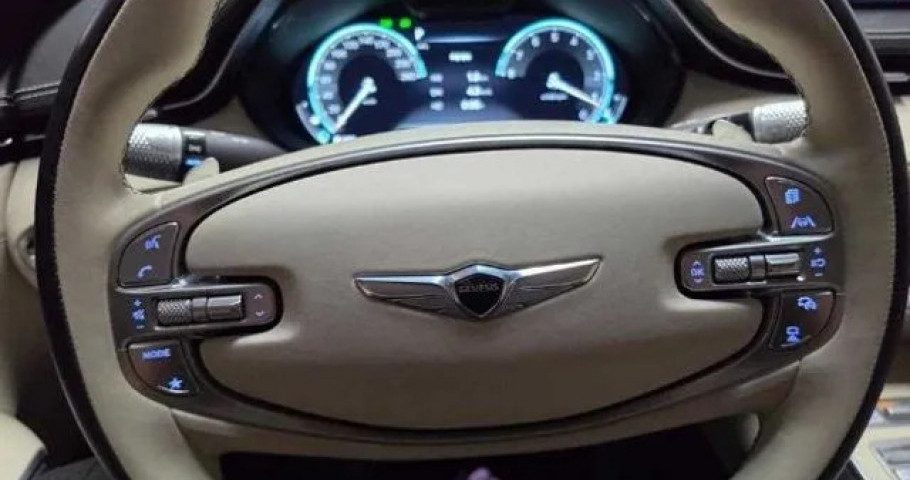 Genesis Gv70 