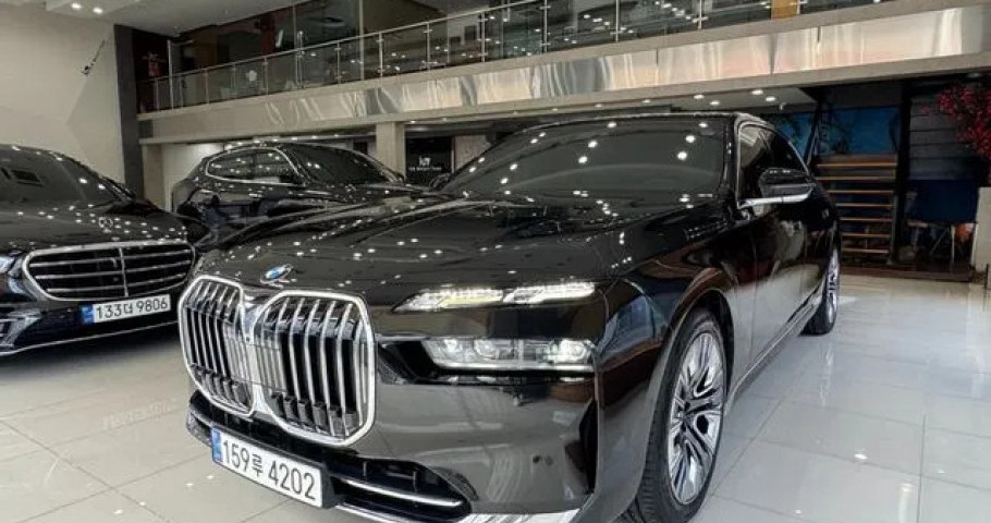 Bmw 7-Series 