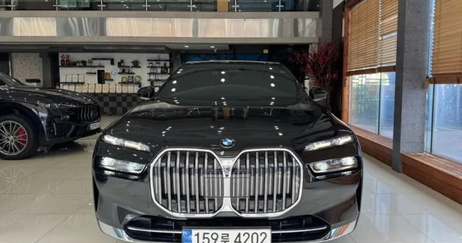 Bmw 7-Series 