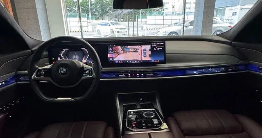 Bmw 7-Series 