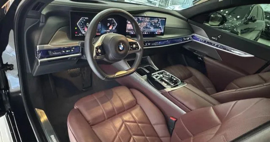 Bmw 7-Series 
