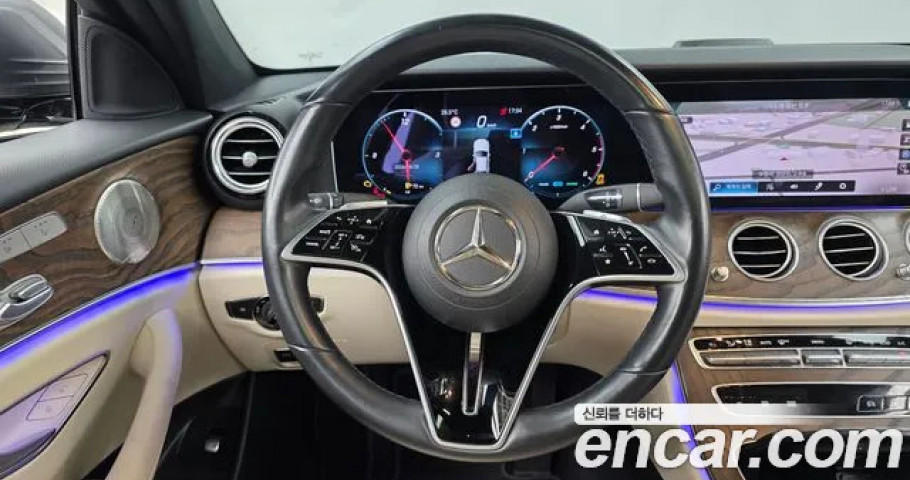 Mercedes-Benz E-Class 