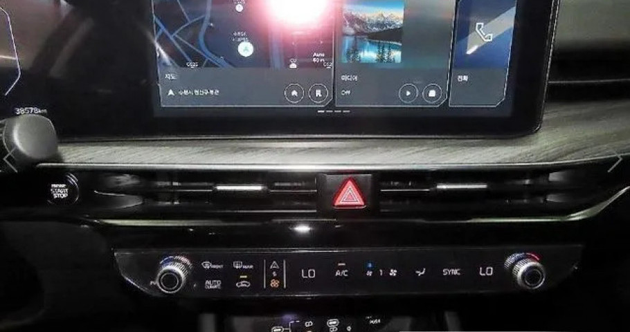 Kia K5 