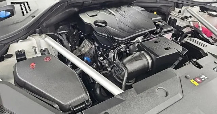 Genesis Gv70 