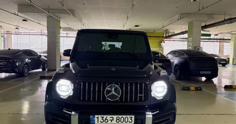 Mercedes-Benz G-Class 