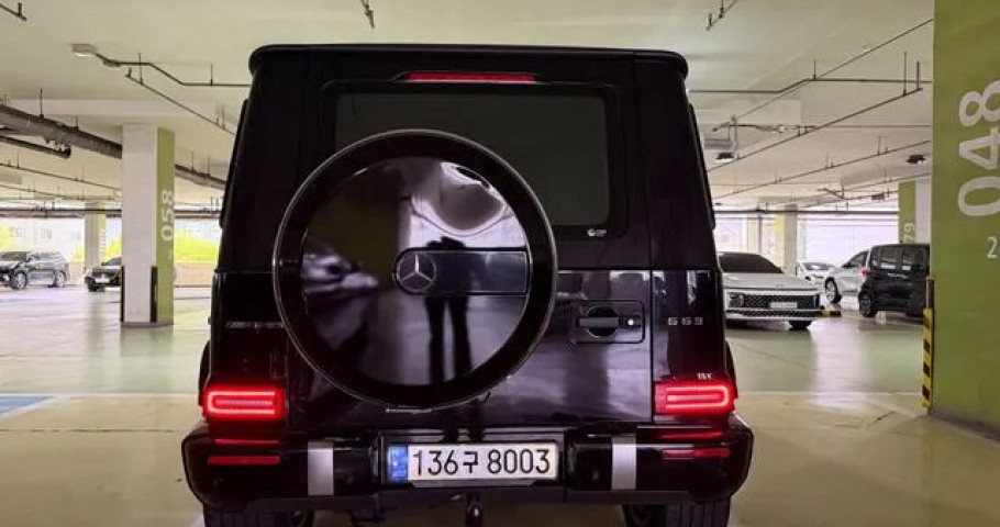 Mercedes-Benz G-Class 