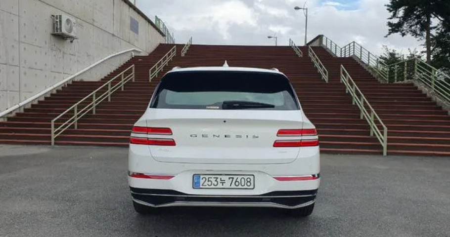 Genesis Gv80 