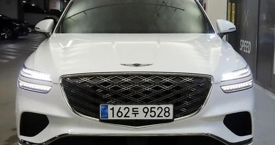 Genesis Gv70 