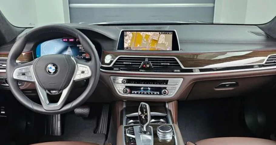 Bmw 7-Series 