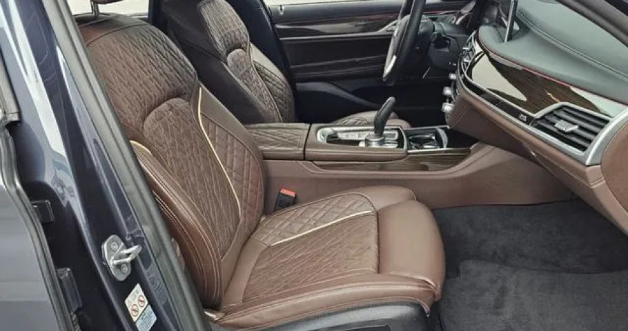 Bmw 7-Series 