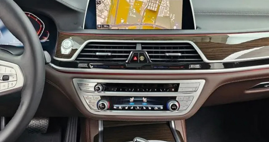 Bmw 7-Series 