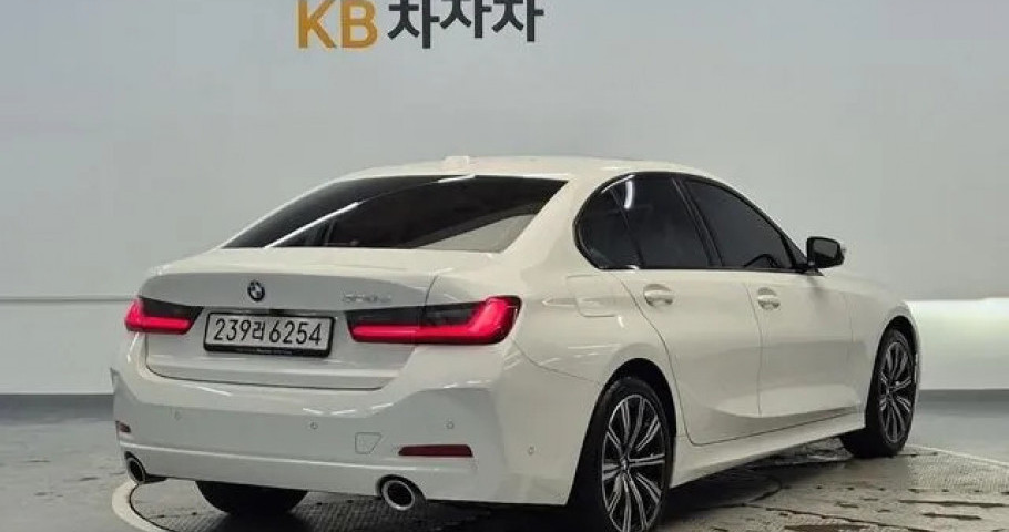 Bmw 3-Series 