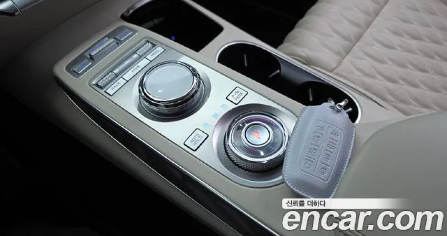 Genesis Gv70 