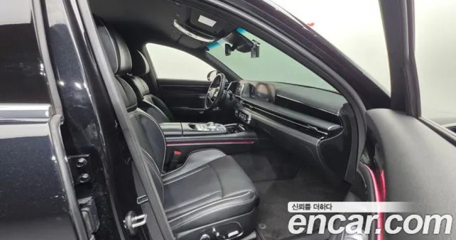 Genesis G90 