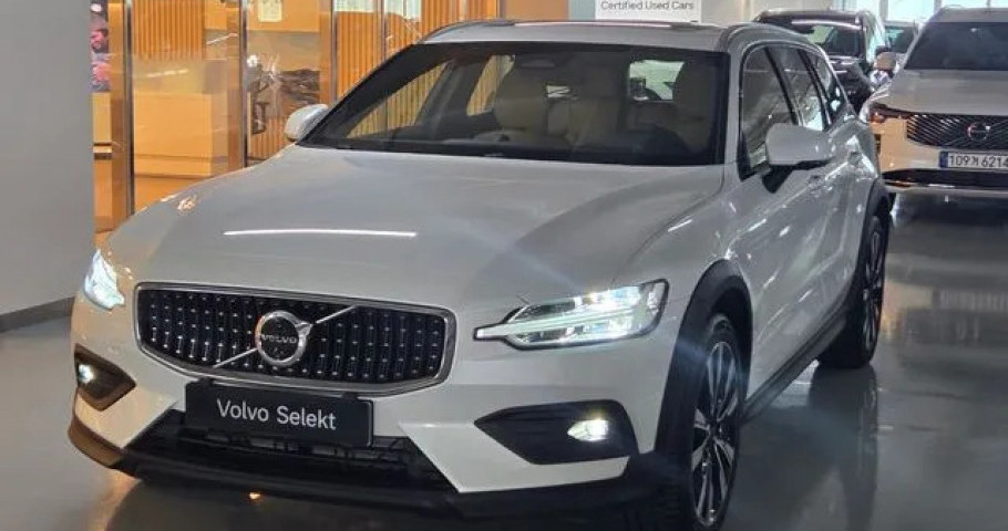 Volvo V60 