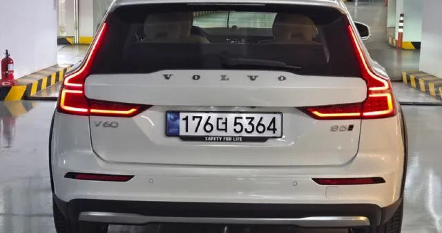 Volvo V60 