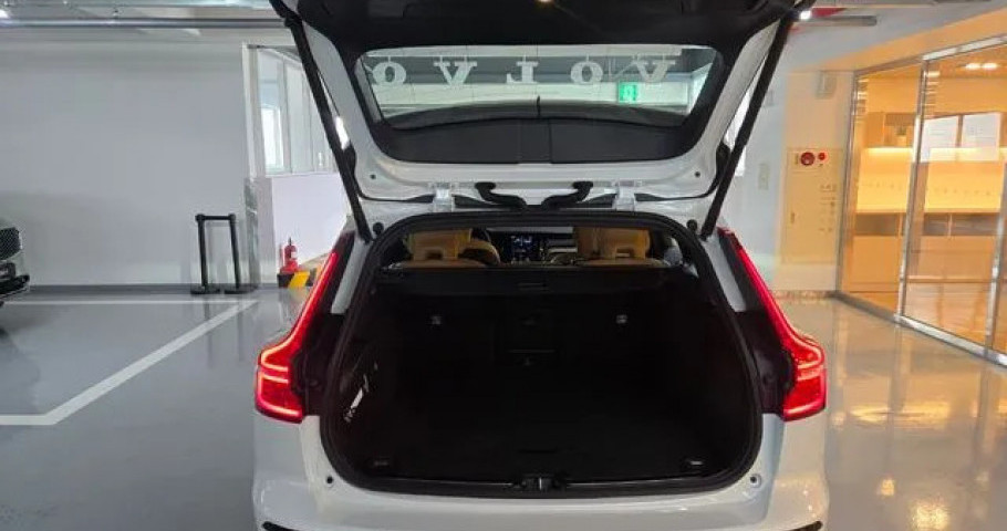 Volvo V60 