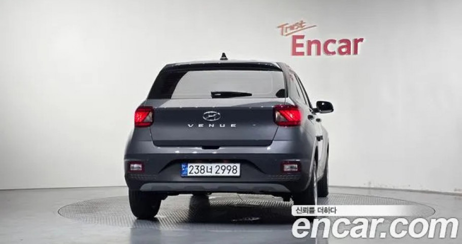Hyundai Venue 