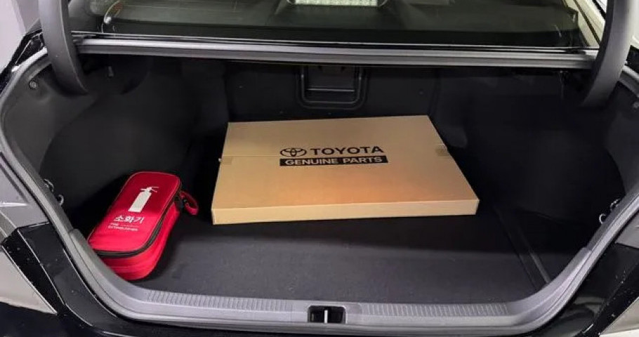 Toyota Camry 