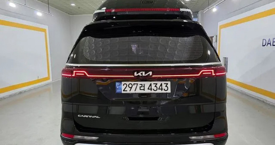 Kia Carnival 