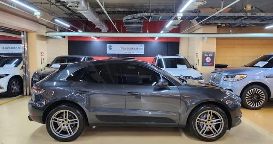 Porsche Macan 