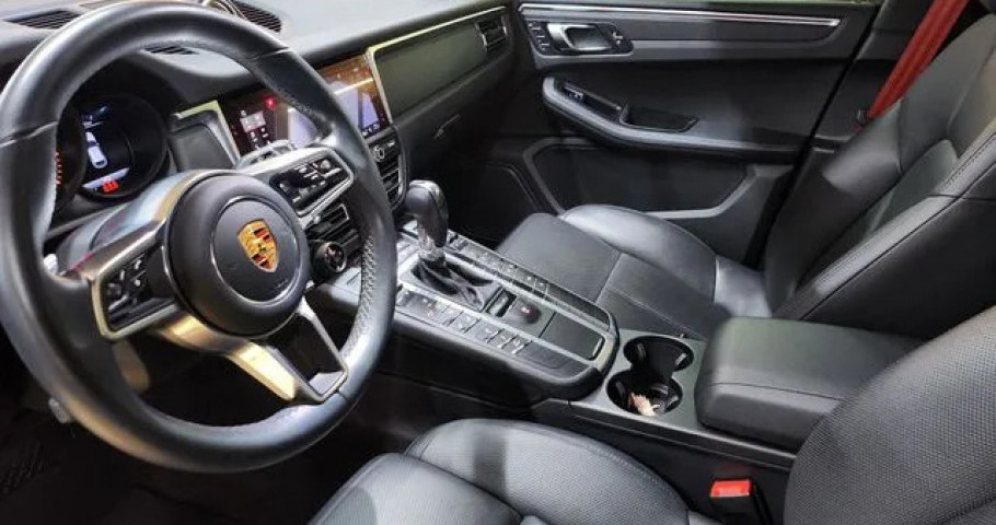 Porsche Macan 