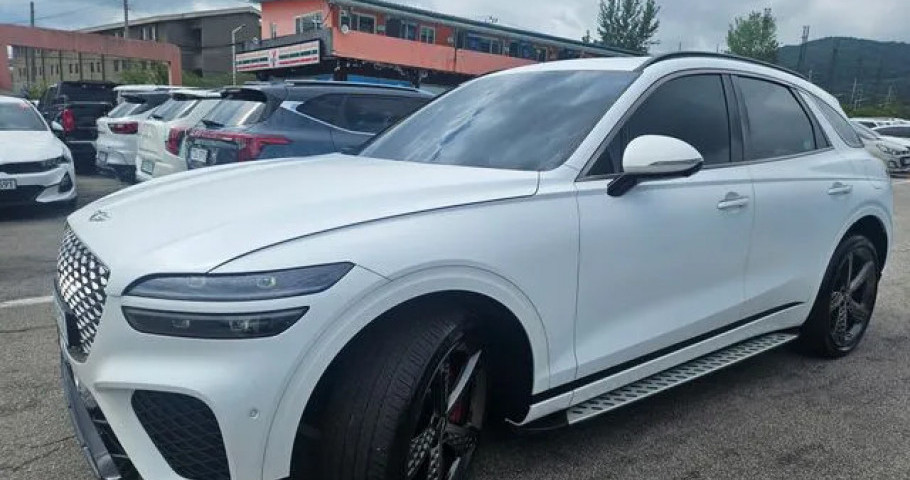 Genesis Gv70 