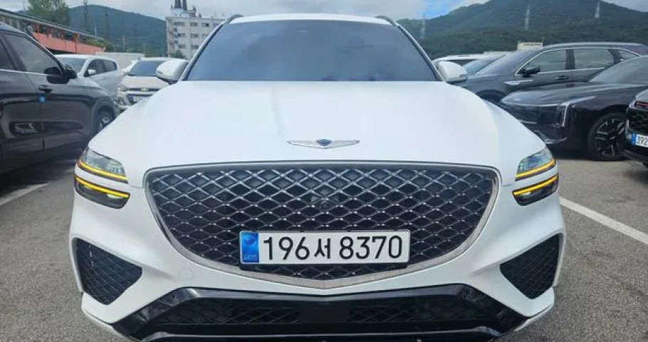 Genesis Gv70 