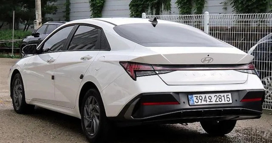 Hyundai Avante (Elantra) 