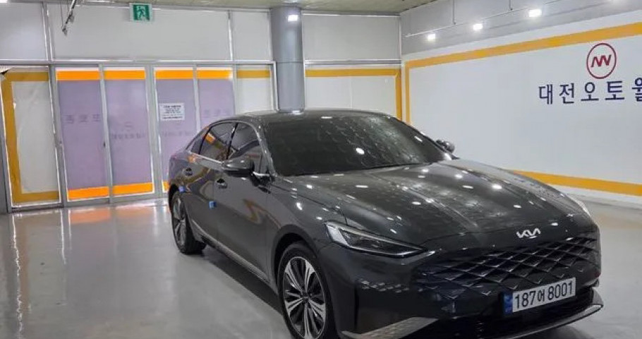 Kia K8 