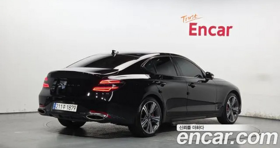 Genesis G70 