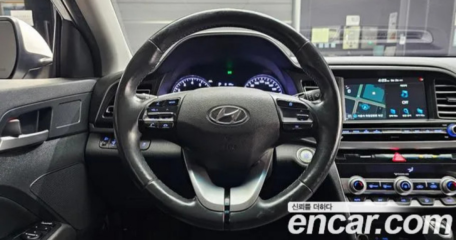 Hyundai Avante (Elantra) 