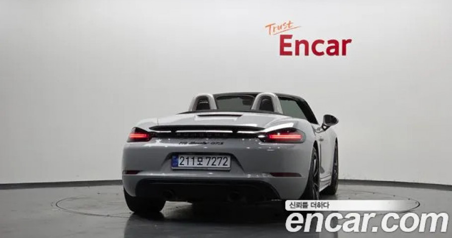 Porsche 718 