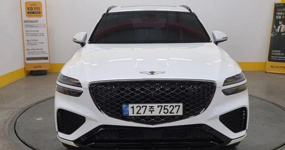 Genesis Gv70 