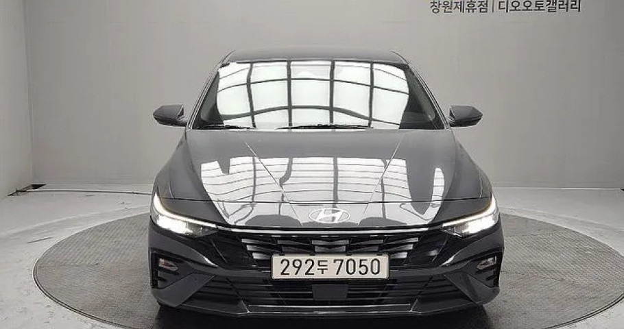 Hyundai Avante (Elantra) 