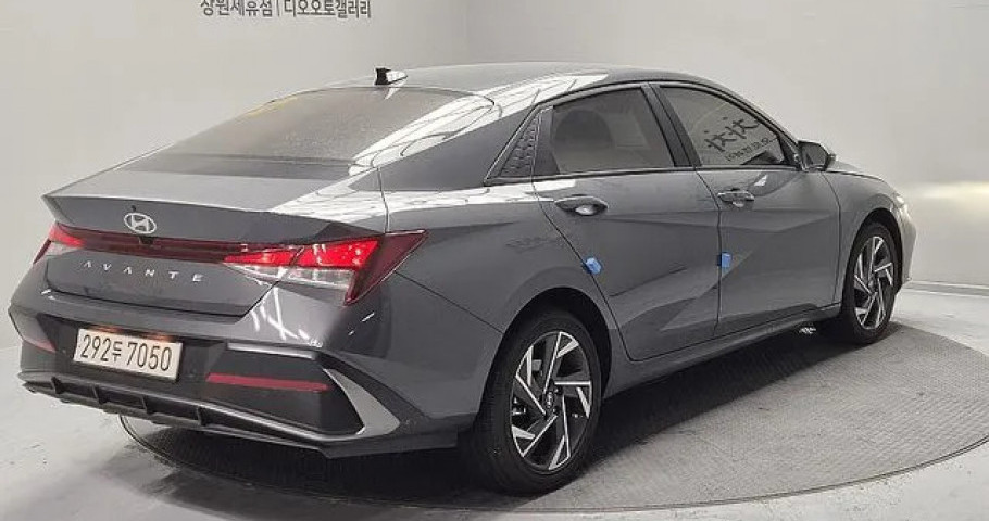 Hyundai Avante (Elantra) 