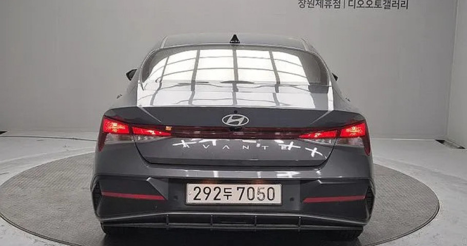 Hyundai Avante (Elantra) 