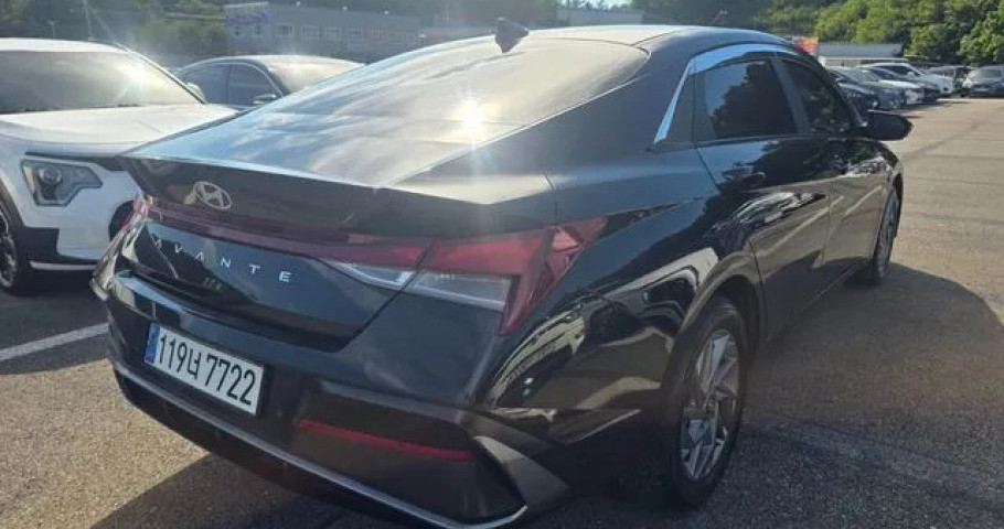 Hyundai Avante (Elantra) 