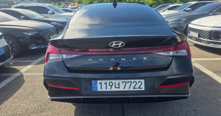 Hyundai Avante (Elantra) 