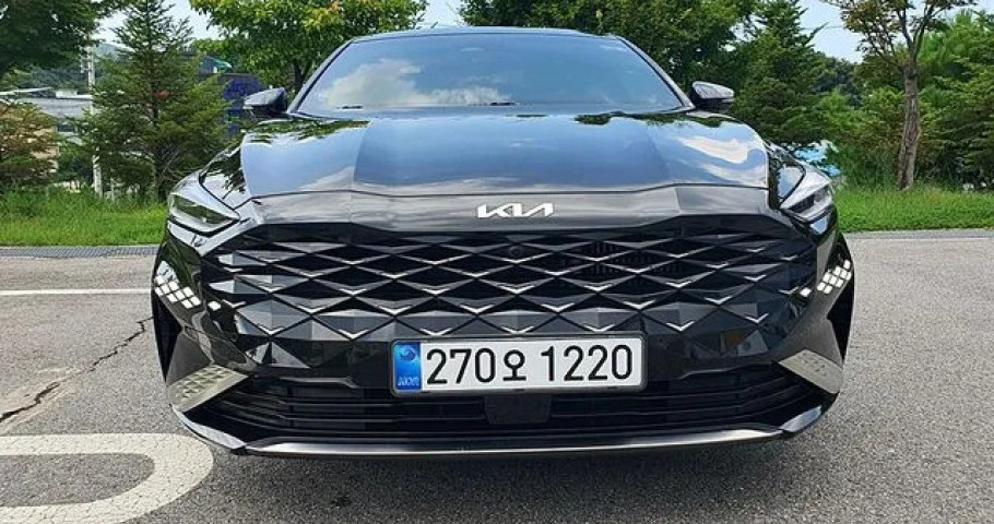 Kia K8 