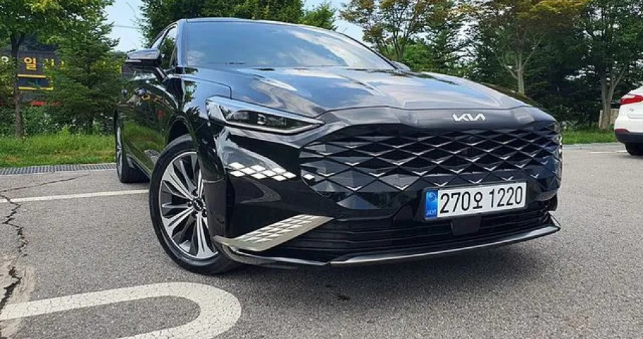 Kia K8 