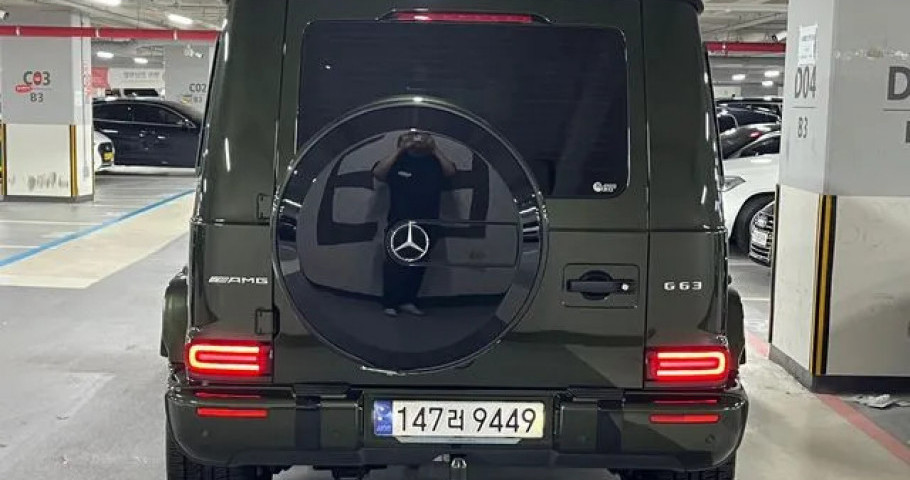 Mercedes-Benz G-Class 
