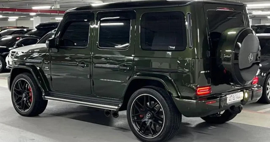 Mercedes-Benz G-Class 