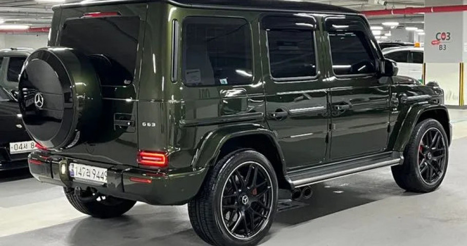 Mercedes-Benz G-Class 