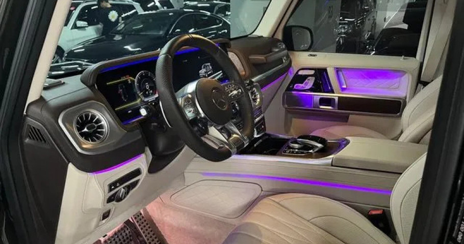Mercedes-Benz G-Class 