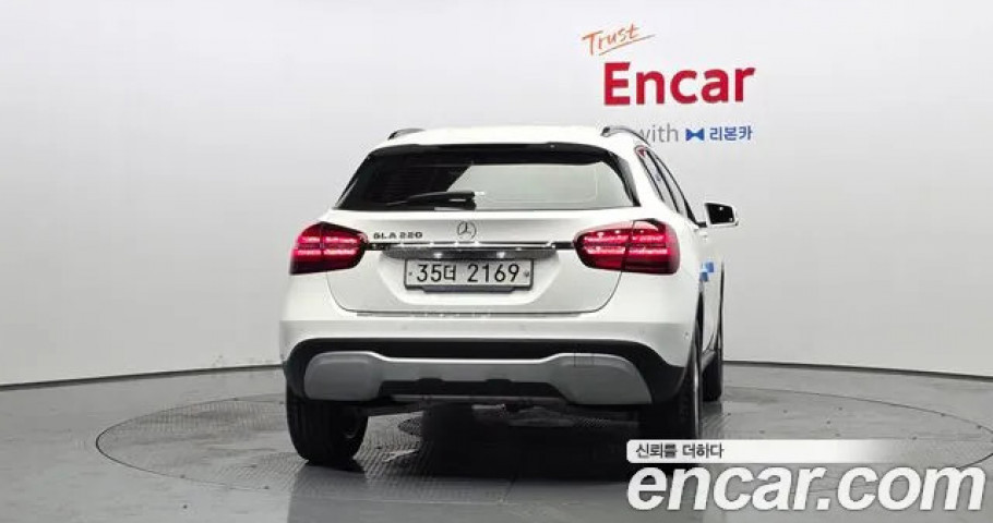 Mercedes-Benz Gla-Class 