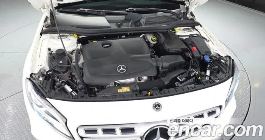 Mercedes-Benz Gla-Class 
